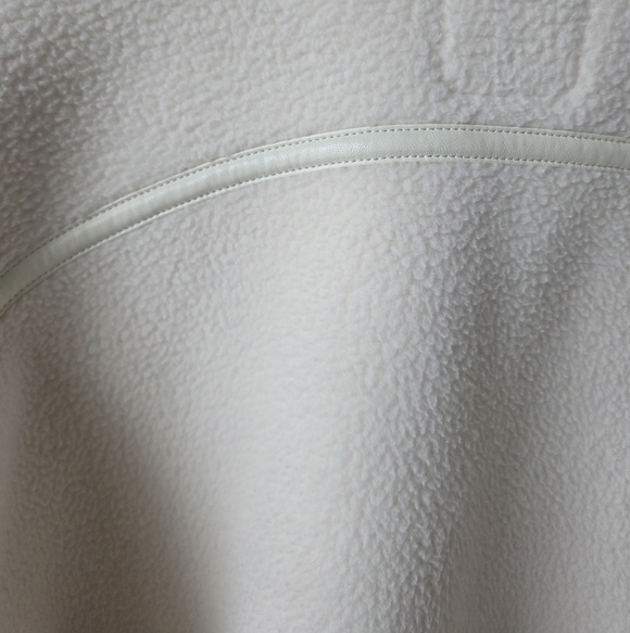 Abercrombie & Fitch Woman's Cream Quarter-Zip Fleece Pullover Small - Picture 9 of 10